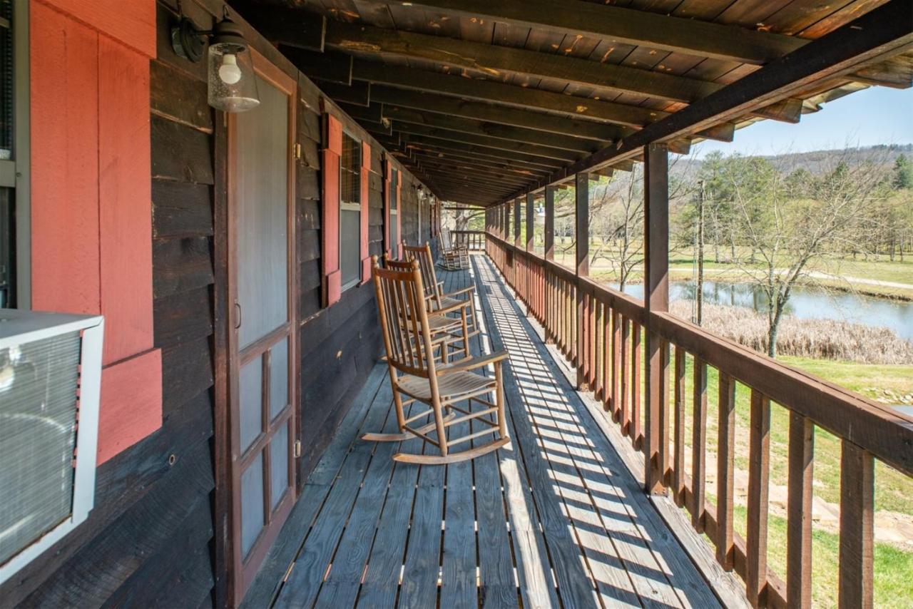 Coyote Lodge At Deerwoode Reserve Бревард Экстерьер фото